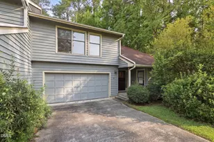 10 Clover Dr, Chapel Hill, NC 27517 - Photo 2