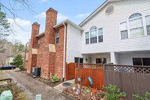 391 Summerwalk Cir, Chapel Hill, NC 27517 - Photo 2