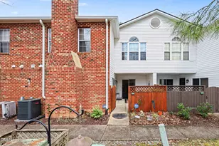 391 Summerwalk Cir, Chapel Hill, NC 27517 - Photo 1