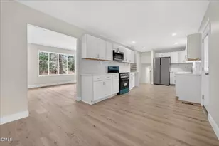 5001 Kinlock Dr, Durham, NC 27712 - Photo 12