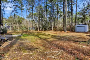 1435 Pineridge Dr, Greenville, NC 27834 - Photo 2