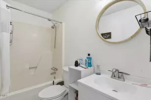 1435 Pineridge Dr, Greenville, NC 27834 - Photo 16