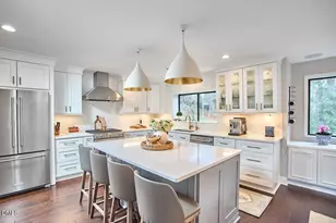 2400 Rockridge Ct, Raleigh, NC 27612 - Photo 18