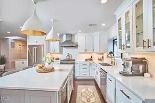 2400 Rockridge Ct, Raleigh, NC 27612 - Photo 20