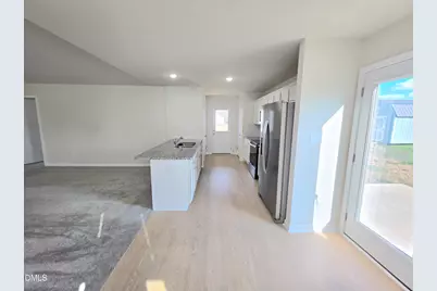 139 W Allen Street, Four Oaks, NC 27524 - Photo 4