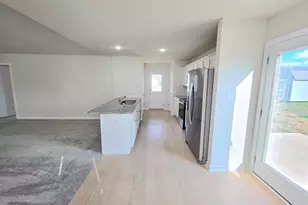 139 W Allen St, Four Oaks, NC 27524 - Photo 4