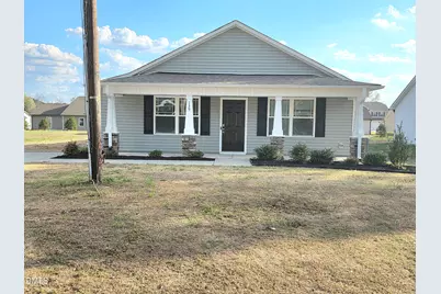 139 W Allen Street, Four Oaks, NC 27524 - Photo 1