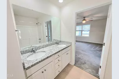 139 W Allen Street, Four Oaks, NC 27524 - Photo 36