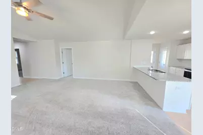 139 W Allen Street, Four Oaks, NC 27524 - Photo 10