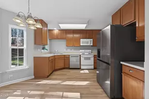 1304 Country Club Dr, Durham, NC 27712 - Photo 10