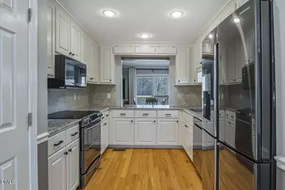13 Creekview Lane, Durham, NC 27705 - Photo 8