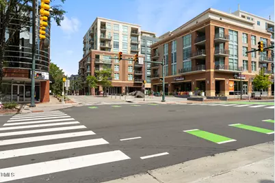 140 W Franklin Street #Unit 415, Chapel Hill, NC 27516 - Photo 2