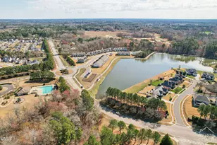 520 Oak Holly Ln, Zebulon, NC 27597 - Photo 8