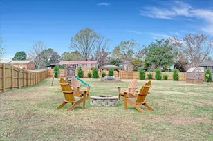 277 Glendale Cir, Sanford, NC 27332 - Photo 28