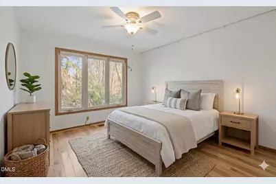 112 Essex Drive, Chapel Hill, NC 27514 - Photo 2