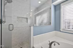 9805 Rockledge Dr, Raleigh, NC 27617 - Photo 32
