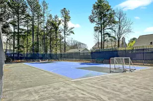 9805 Rockledge Dr, Raleigh, NC 27617 - Photo 54