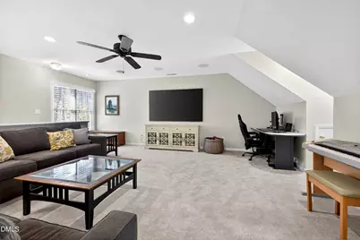 9805 Rockledge Drive, Raleigh, NC 27617 - Photo 42