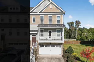 831 Tunisian Dr, Apex, NC 27523 - Photo 2