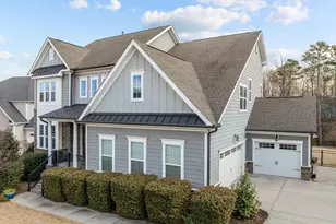 105 Utley Bluffs Dr, Holly Springs, NC 27540 - Photo 2