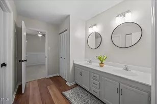 5725 Pool Side Dr, Raleigh, NC 27612 - Photo 18