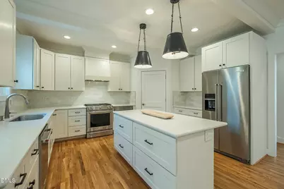 431 Wyndham Drive, Chapel Hill, NC 27516 - Photo 8