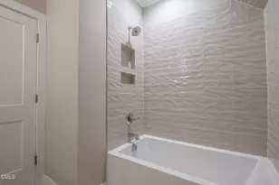 431 Wyndham Dr, Chapel Hill, NC 27516 - Photo 10