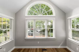 112 Lomond Ln, Cary, NC 27518 - Photo 6