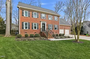 1005 Old Carriage Ct, Apex, NC 27502 - Photo 2