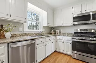 1005 Old Carriage Ct, Apex, NC 27502 - Photo 16