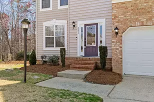 3221 Orchestra Ct, Apex, NC 27539 - Photo 2