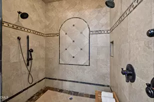 101 Bartica Ct, Cary, NC 27519 - Photo 20