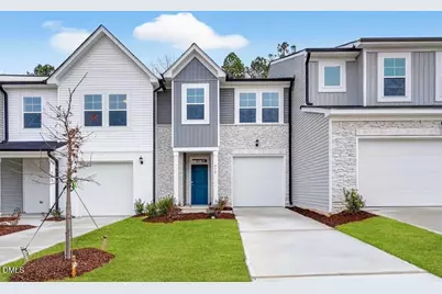 572 Barrington Row Avenue, Zebulon, NC 27597 - Photo 2