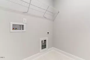 572 Barrington Row Ave, Zebulon, NC 27597 - Photo 24