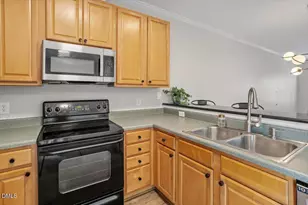 11003 David Stone Dr, Chapel Hill, NC 27517 - Photo 18