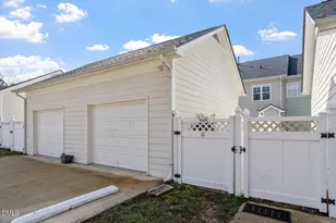 11003 David Stone Dr, Chapel Hill, NC 27517 - Photo 32