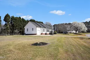 2416 Whitset Pl, Willow Springs, NC 27592 - Photo 2