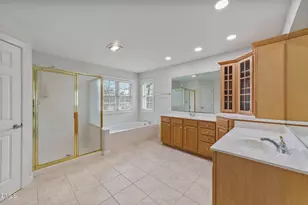 200 Faraday Ct, Cary, NC 27518 - Photo 40