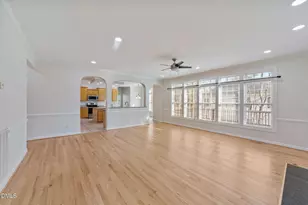 200 Faraday Ct, Cary, NC 27518 - Photo 12