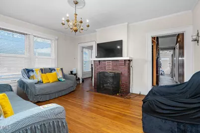 1113 Nash E, Wilson, NC 27893 - Photo 4