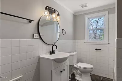 221 Charlotte Avenue, Sanford, NC 27330 - Photo 36