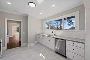 221 Charlotte Ave, Sanford, NC 27330 - Photo 24