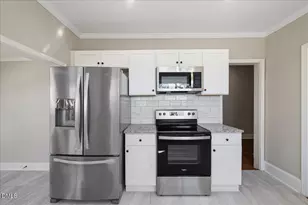 221 Charlotte Ave, Sanford, NC 27330 - Photo 22