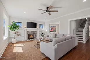 221 Charlotte Ave, Sanford, NC 27330 - Photo 4