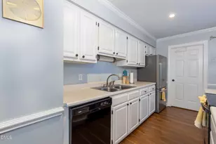 1250 Shadowbark Ct, Raleigh, NC 27603 - Photo 4