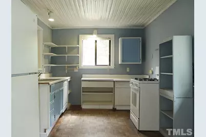 200 E Poplar Avenue, Carrboro, NC 27510 - Photo 10