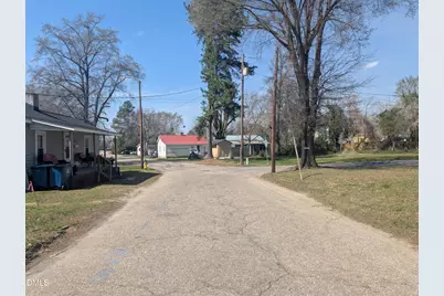 502 E Surles Street, Dunn, NC 28334 - Photo 26