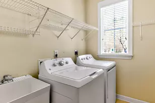 408 Knotts Valley Ln, Cary, NC 27519 - Photo 20