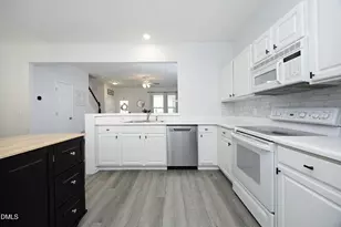 4224 Vienna Crest Dr, Raleigh, NC 27613 - Photo 16