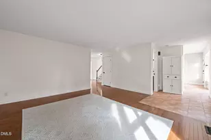 15 Abbey Rd, Chapel Hill, NC 27516 - Photo 8